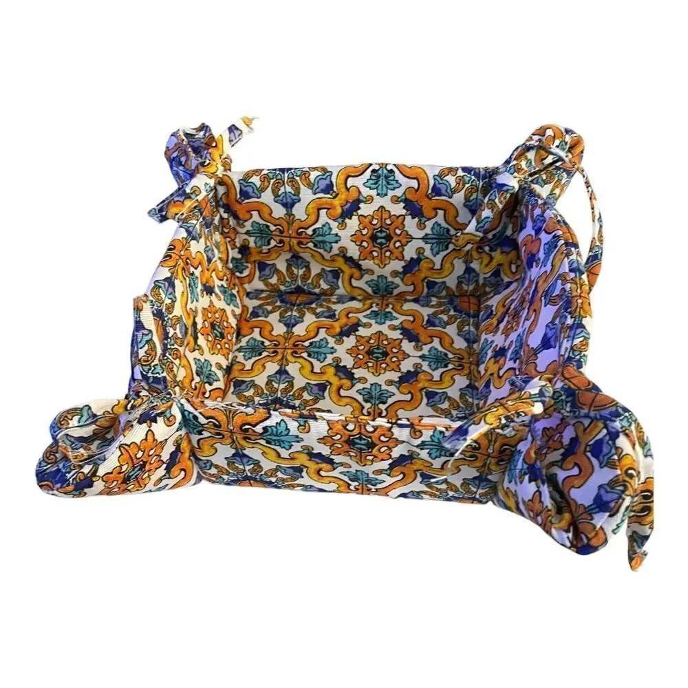 ITALIAN DESIGN FABRIC BREAD/FRUIT HOLDER‎